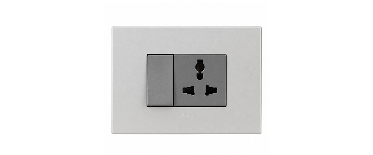 Powering Christmas magic: why a 16-amp switch is perfect for heavy-duty holiday appliances