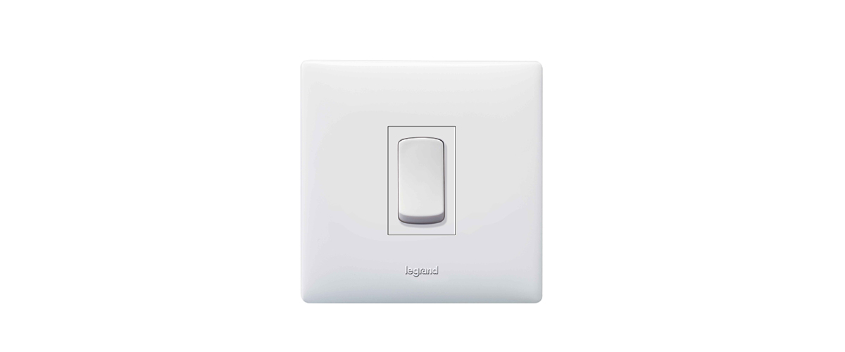 Push button switches vs traditional switches: which one should you choose?