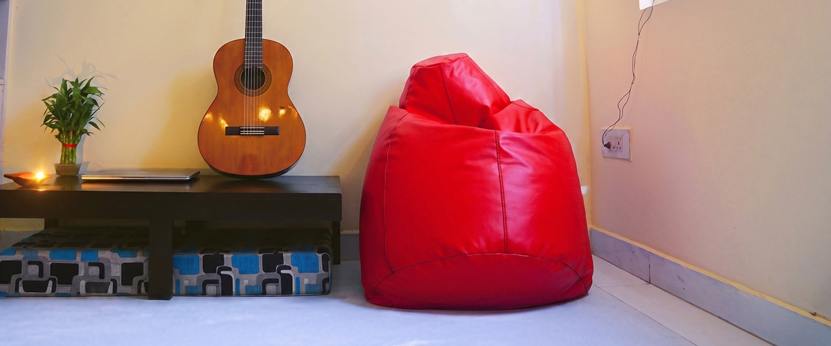Here are 5 tips for a quick festive makeover!